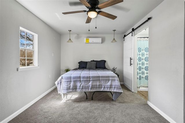 88 Live Oak Street, Alvarado, TX 76009