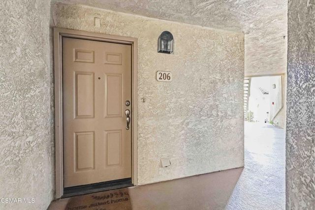 631 Oak Run Trail Tl206, Oak Park, CA 91377