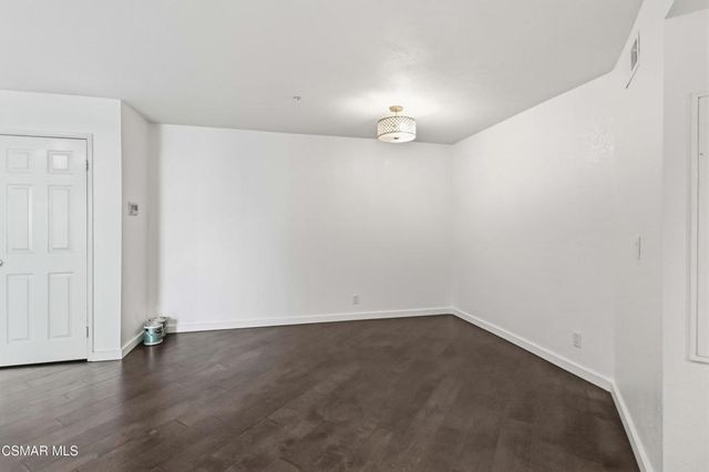 631 Oak Run Trail Tl206, Oak Park, CA 91377