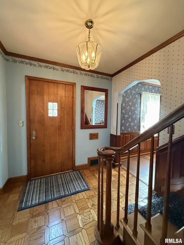 745 N ACADEMY Street, Galesburg, IL 61401