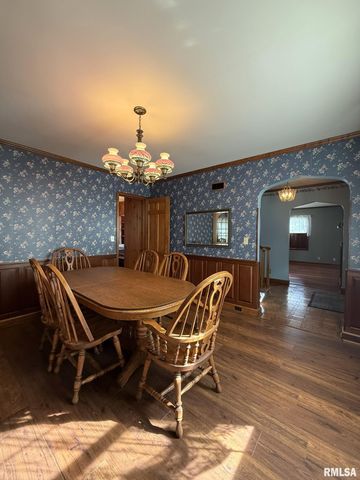 745 N ACADEMY Street, Galesburg, IL 61401