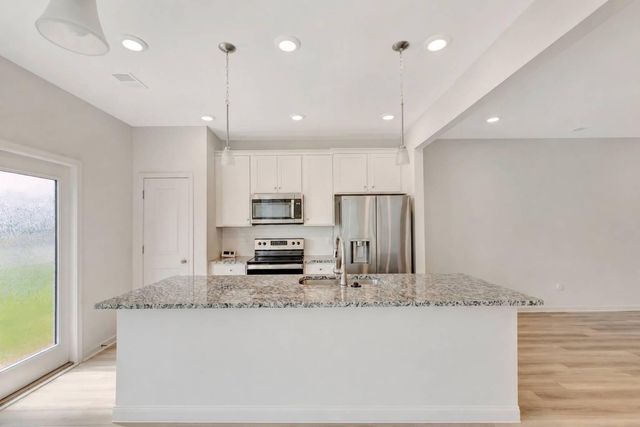 500 Trotters Lane, Moncks Corner, SC 29461