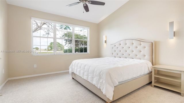 7651 S Aragon Blvd 5, Sunrise, FL 33322