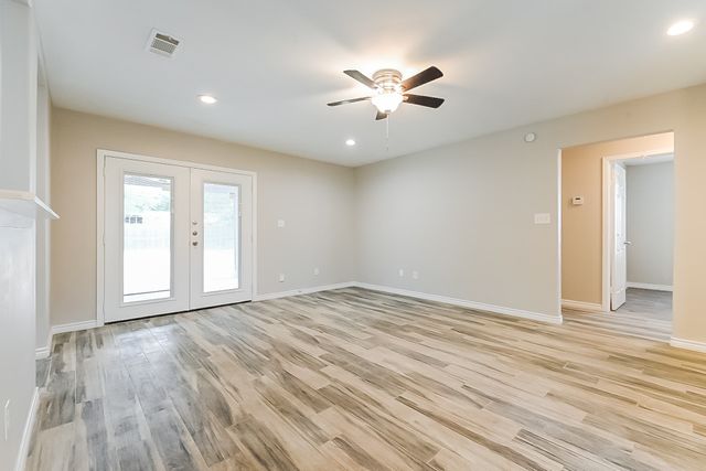 3623 Softcloud Drive, Dallas, TX 75241