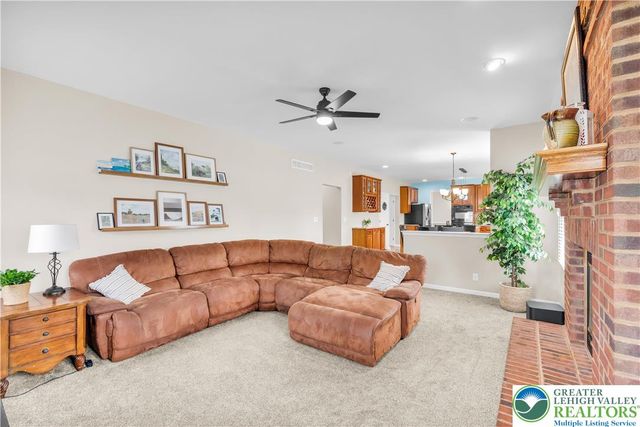 4998 Derby Lane, Bethlehem Twp, PA 18020