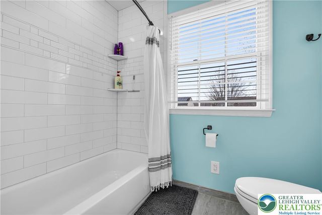 4998 Derby Lane, Bethlehem Twp, PA 18020