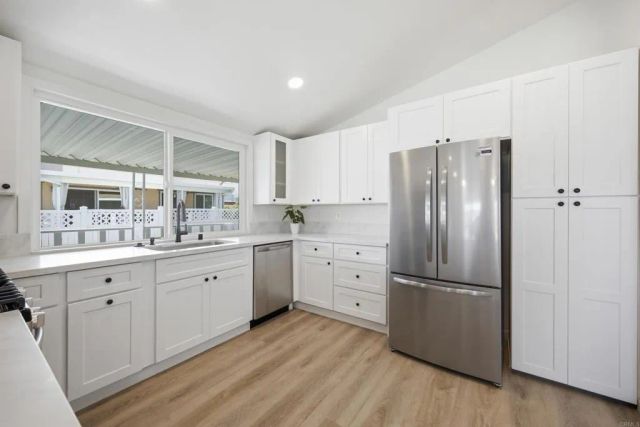 9255 N Magnolia Ave Spc 48, Santee, CA 92071