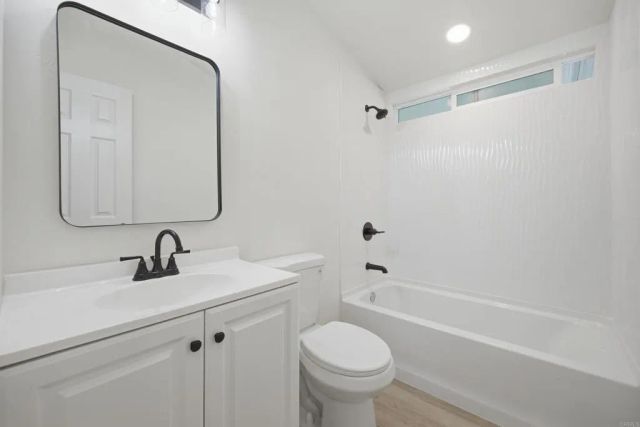 9255 N Magnolia Ave Spc 48, Santee, CA 92071