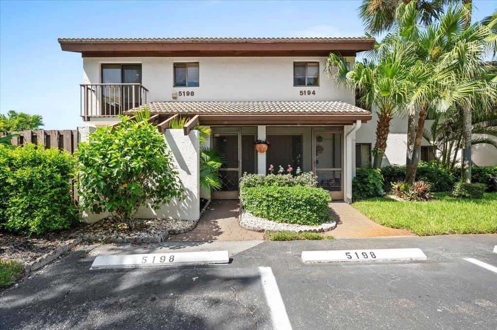 5194 S Fountains Drive S 208, Lake Worth, FL 33467