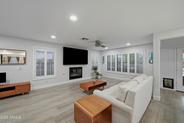 4626 E Adobe Drive, Phoenix, AZ 85050