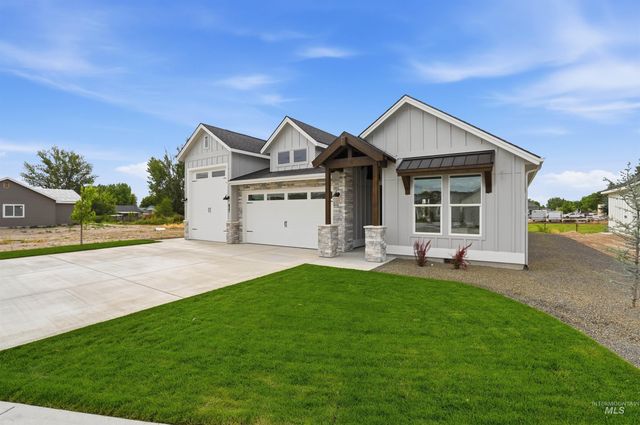 421 W Millstone St, Middleton, ID 83644