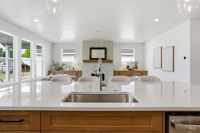 421 W Millstone St, Middleton, ID 83644
