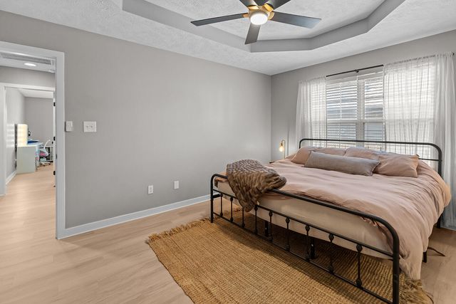 3106 E Huron Street, Springfield, MO 65804