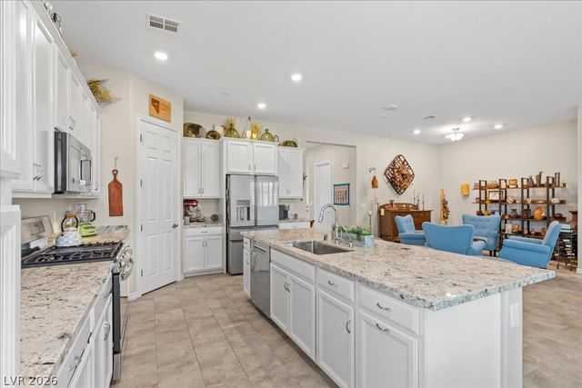 485 Fern Ridge Avenue, Henderson, NV 89011