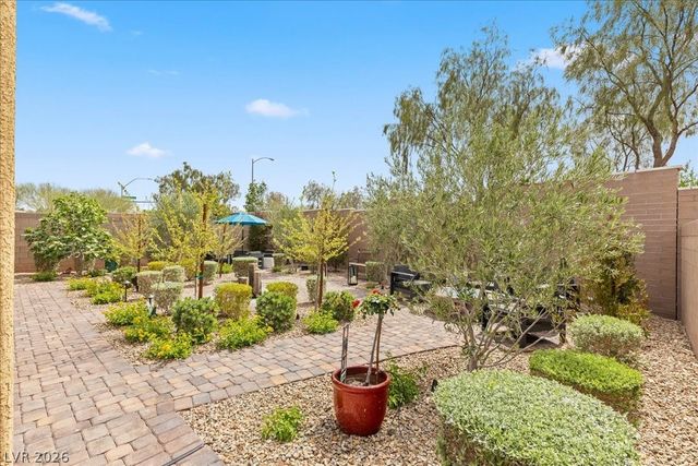 485 Fern Ridge Avenue, Henderson, NV 89011