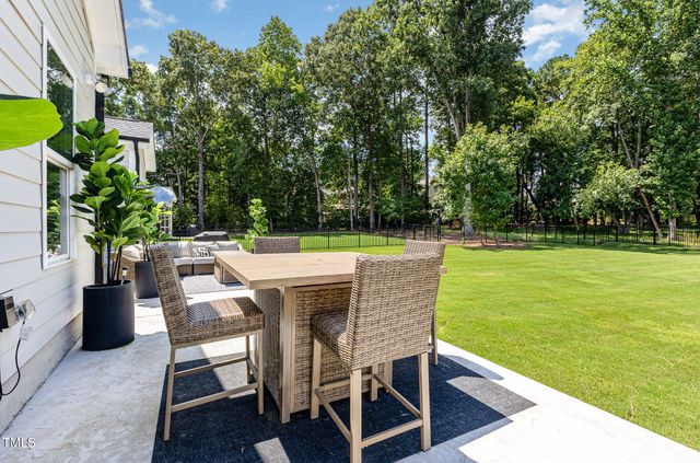 2213 Terri Creek Drive, Fuquay Varina, NC 27526