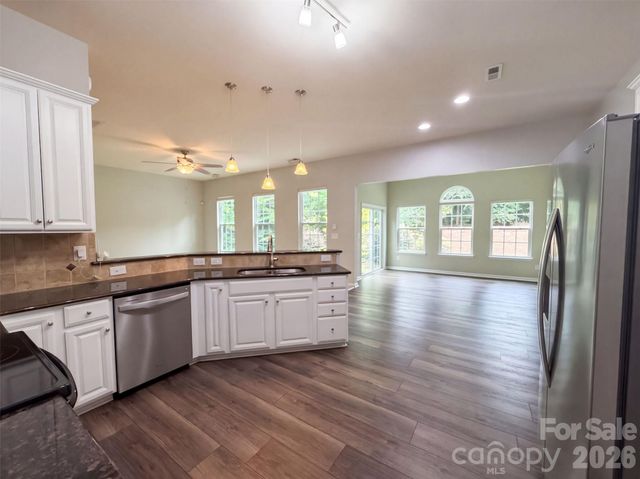 4018 Harmattan Drive, Denver, NC 28037