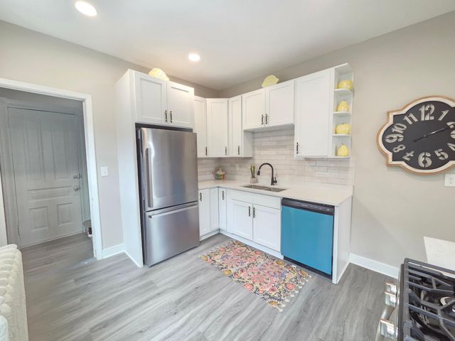 1323 Lincoln Avenue, Saint Paul, MN 55105