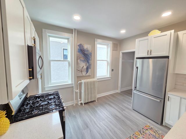 1323 Lincoln Avenue, Saint Paul, MN 55105