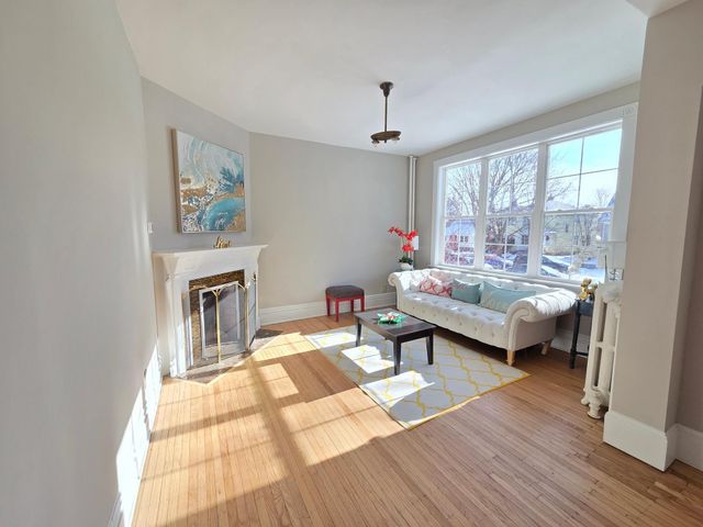 1323 Lincoln Avenue, Saint Paul, MN 55105