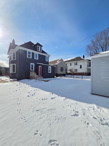 1323 Lincoln Avenue, Saint Paul, MN 55105