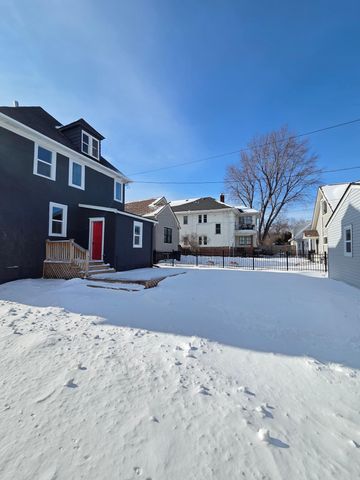 1323 Lincoln Avenue, Saint Paul, MN 55105