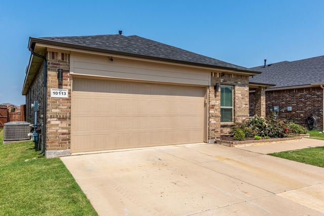 10113 Saltbrush Street, Fort Worth, TX 76177