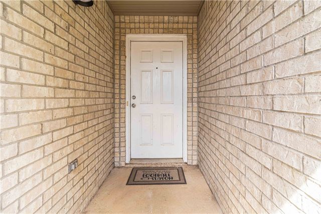 1073 Sara Beth Street, Elkins, AR 72727