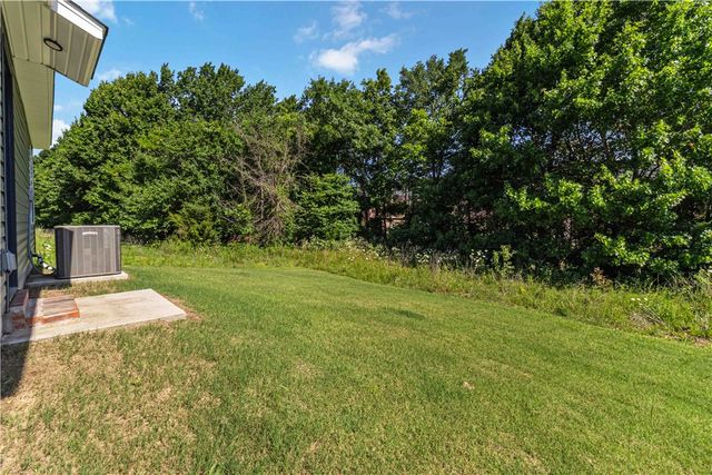 1073 Sara Beth Street, Elkins, AR 72727