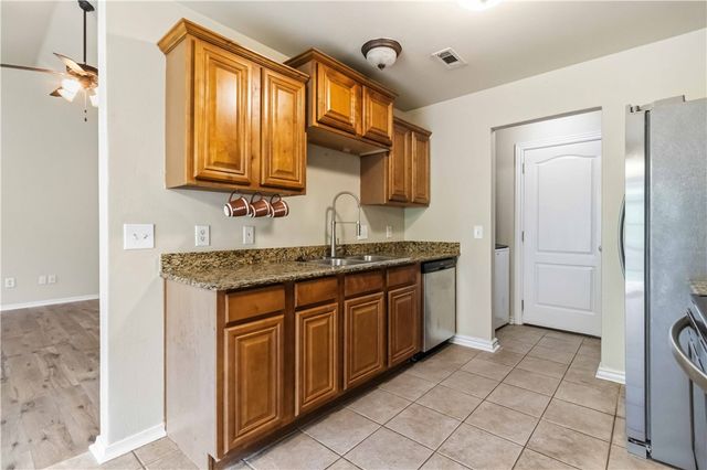 1073 Sara Beth Street, Elkins, AR 72727