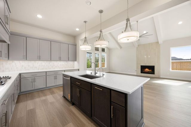 306 Eastern Towhee Court Court, Magnolia, TX 77354