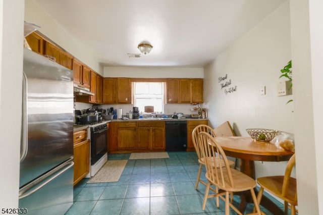 468 Irvine Turner Blvd, Newark City, NJ 07108