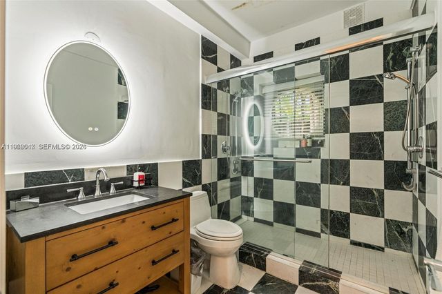 1951 Secoffee St, Miami, FL 33133