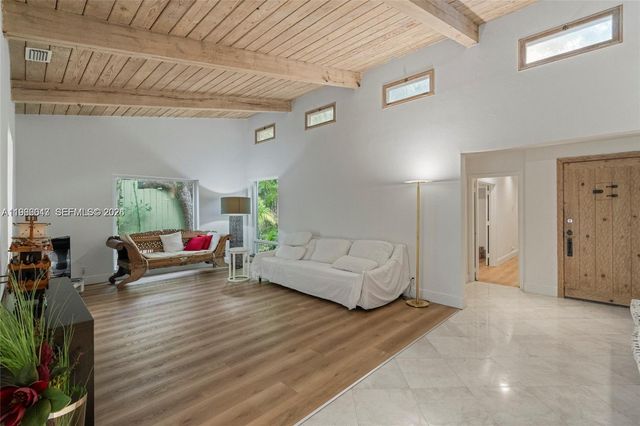 1951 Secoffee St, Miami, FL 33133