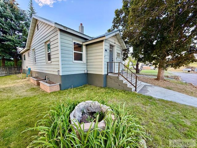 1270 Elmore Avenue, Idaho Falls, ID 83402