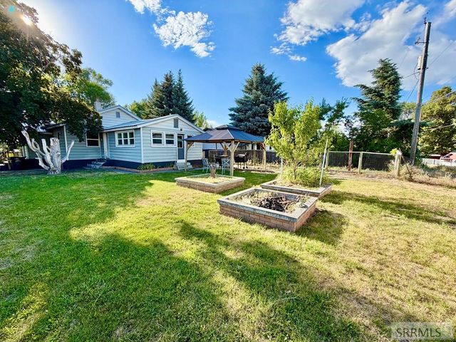 1270 Elmore Avenue, Idaho Falls, ID 83402