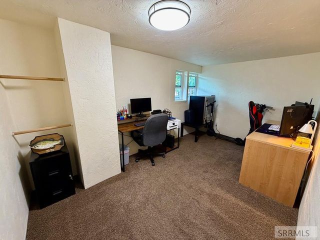 1270 Elmore Avenue, Idaho Falls, ID 83402