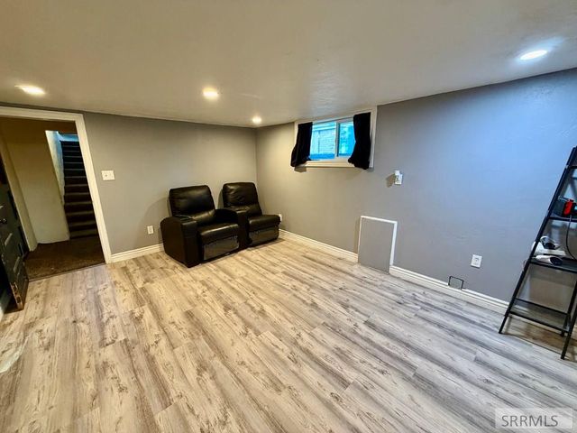 1270 Elmore Avenue, Idaho Falls, ID 83402