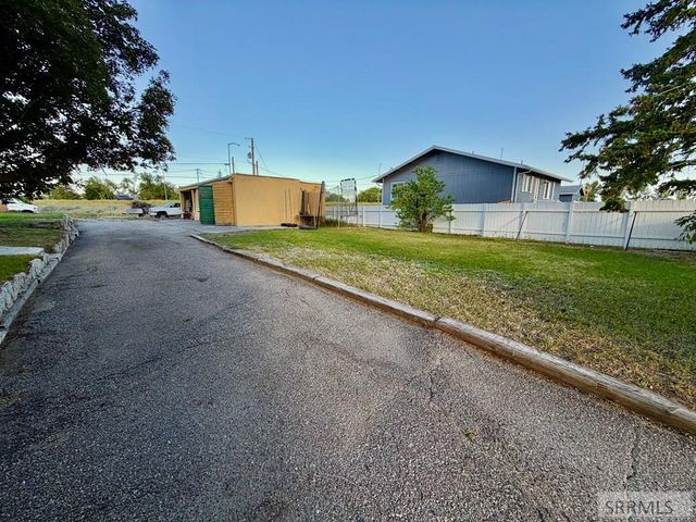 1270 Elmore Avenue, Idaho Falls, ID 83402