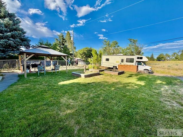 1270 Elmore Avenue, Idaho Falls, ID 83402