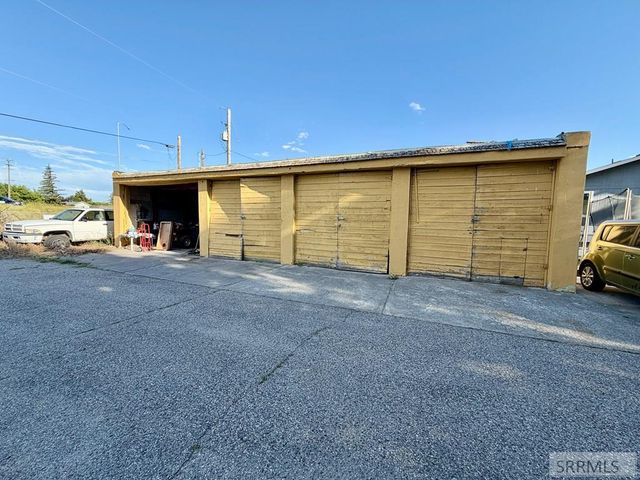 1270 Elmore Avenue, Idaho Falls, ID 83402