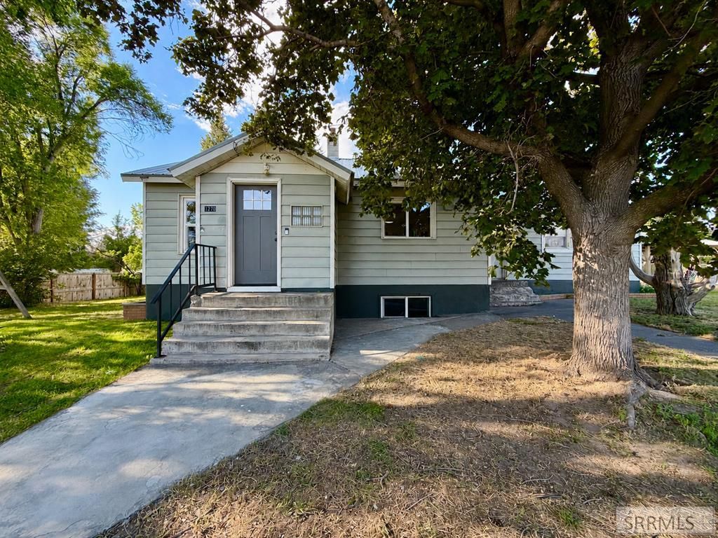 1270 Elmore Avenue, Idaho Falls, ID 83402