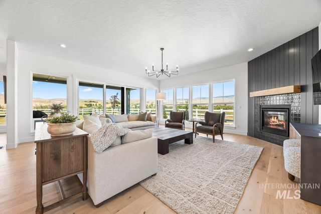 13746 N Ruffed Grouse Way, Boise, ID 83714