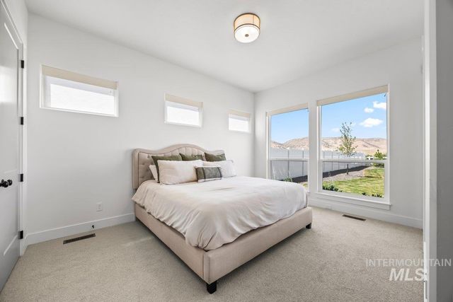 13746 N Ruffed Grouse Way, Boise, ID 83714