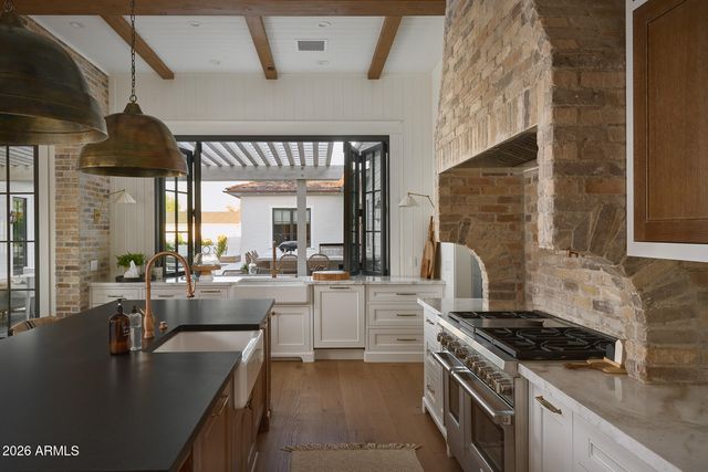 4145 N JOKAKE Drive, Scottsdale, AZ 85251