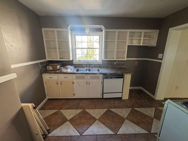 170 S GREER ST, Memphis, TN 38111