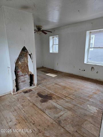 1711 Stratford Avenue, Neptune Township, NJ 07753