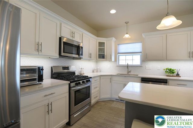 308 Sofia Boulevard, Maiden Creek Twp, PA 19510