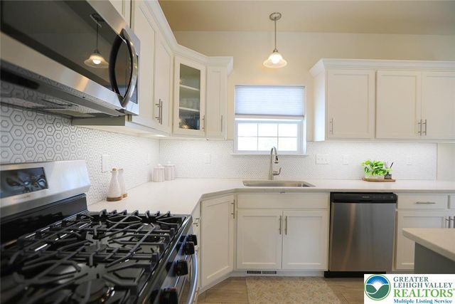 308 Sofia Boulevard, Maiden Creek Twp, PA 19510