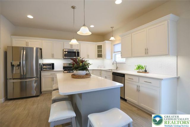 308 Sofia Boulevard, Maiden Creek Twp, PA 19510